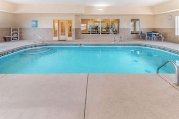 La Quinta Inn & Suites By Wyndham Hobbs,Hobbs>>Albuquerque,3 star