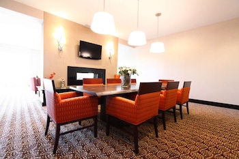 Hilton Garden Inn Olathe,Johnson>>Gardner,3 star