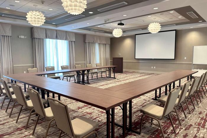 hilton garden inn olathe