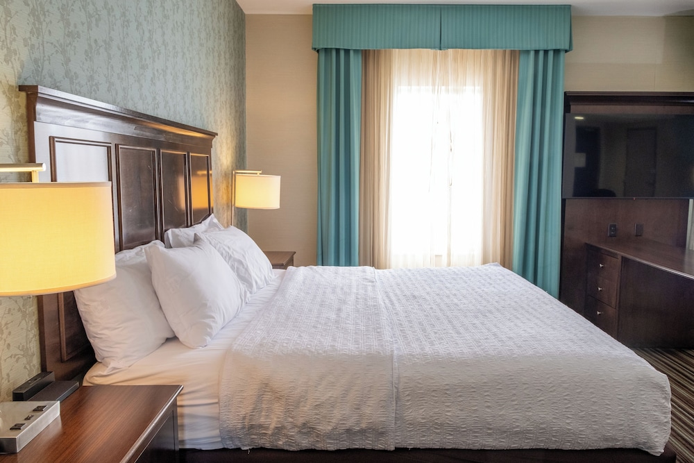 hampton inn and suites by hilton st johns airport