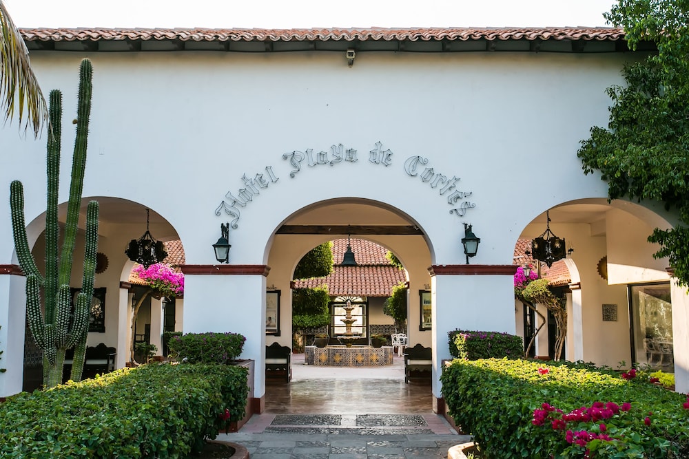 hotel playa de cortes