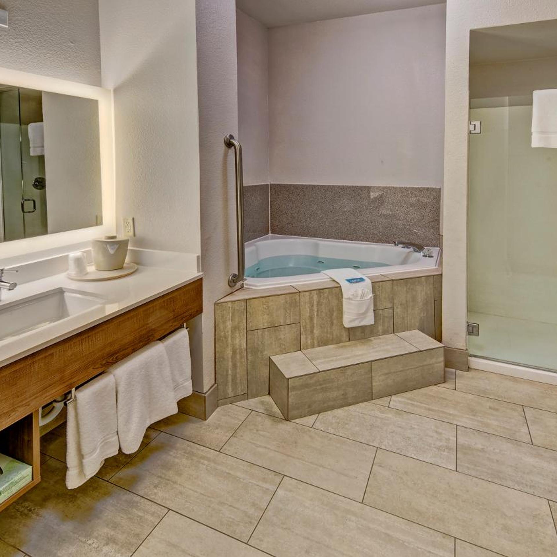holiday inn express hotel and suites corsicana by ihg