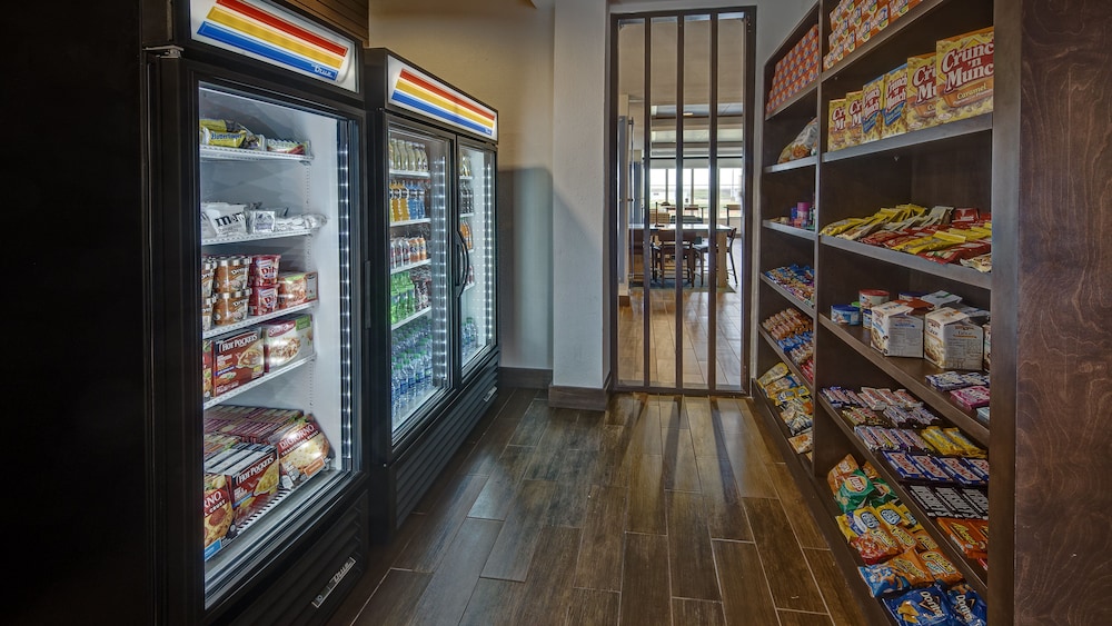 holiday inn express hotel and suites corsicana by ihg