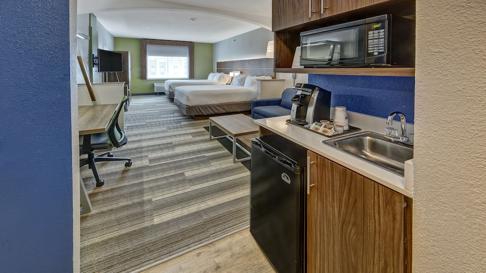 holiday inn express hotel and suites corsicana by ihg
