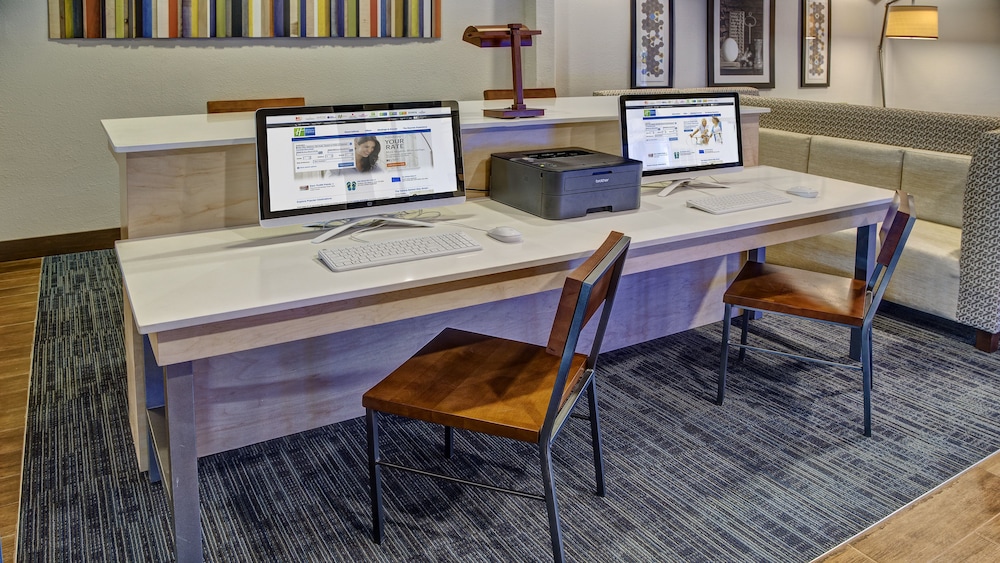 holiday inn express hotel and suites corsicana by ihg