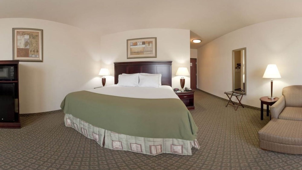 holiday inn express hotel and suites corsicana by ihg