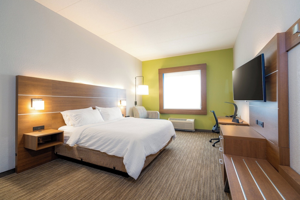 holiday inn express hotel and suites mankato east by ihg