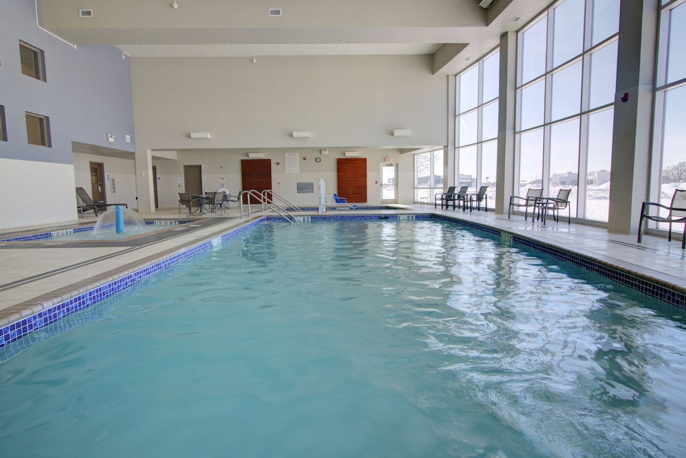 holiday inn express hotel and suites mankato east by ihg