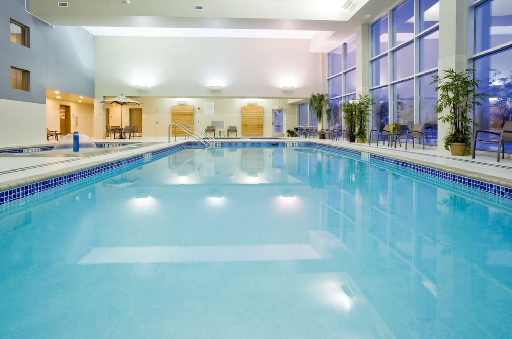 holiday inn express hotel and suites mankato east by ihg