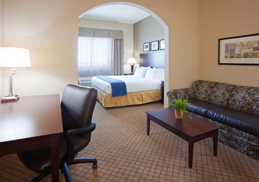 holiday inn express hotel and suites mankato east by ihg