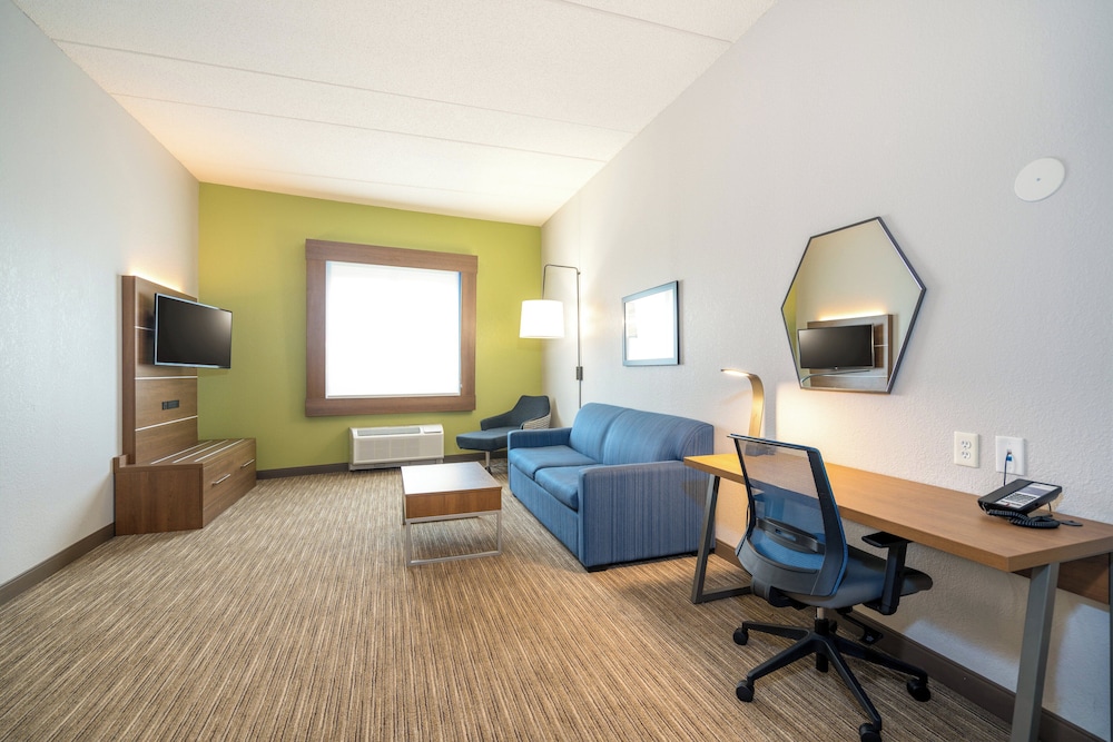holiday inn express hotel and suites mankato east by ihg