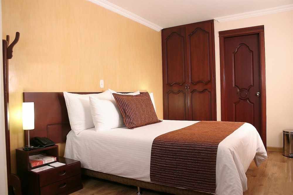 hotel luxor plaza pereira