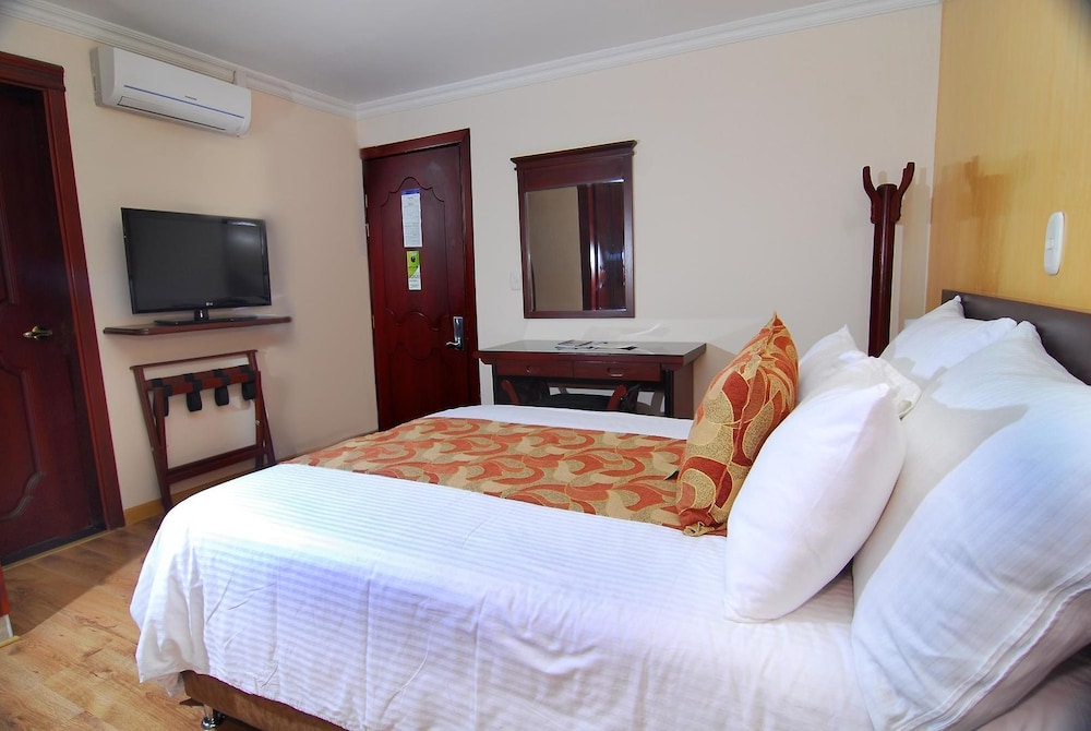 hotel luxor plaza pereira