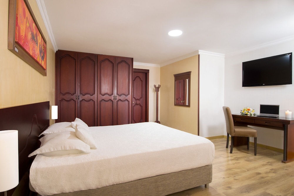 hotel luxor plaza pereira