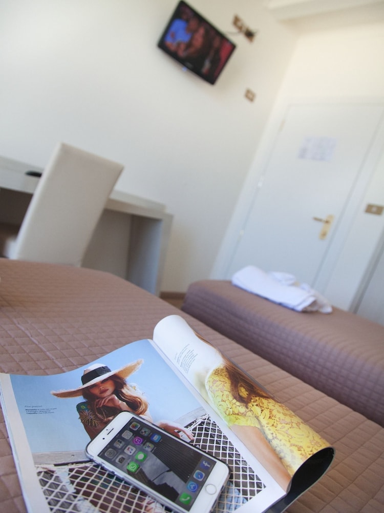 riviera mare beach life hotel