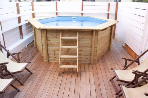 sunflower beach backpacker hostel