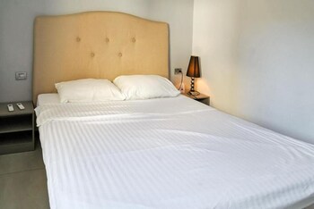 kristal paris apartments