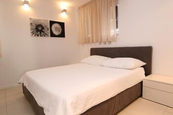 kristal paris apartments