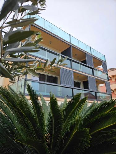 kristal paris apartments