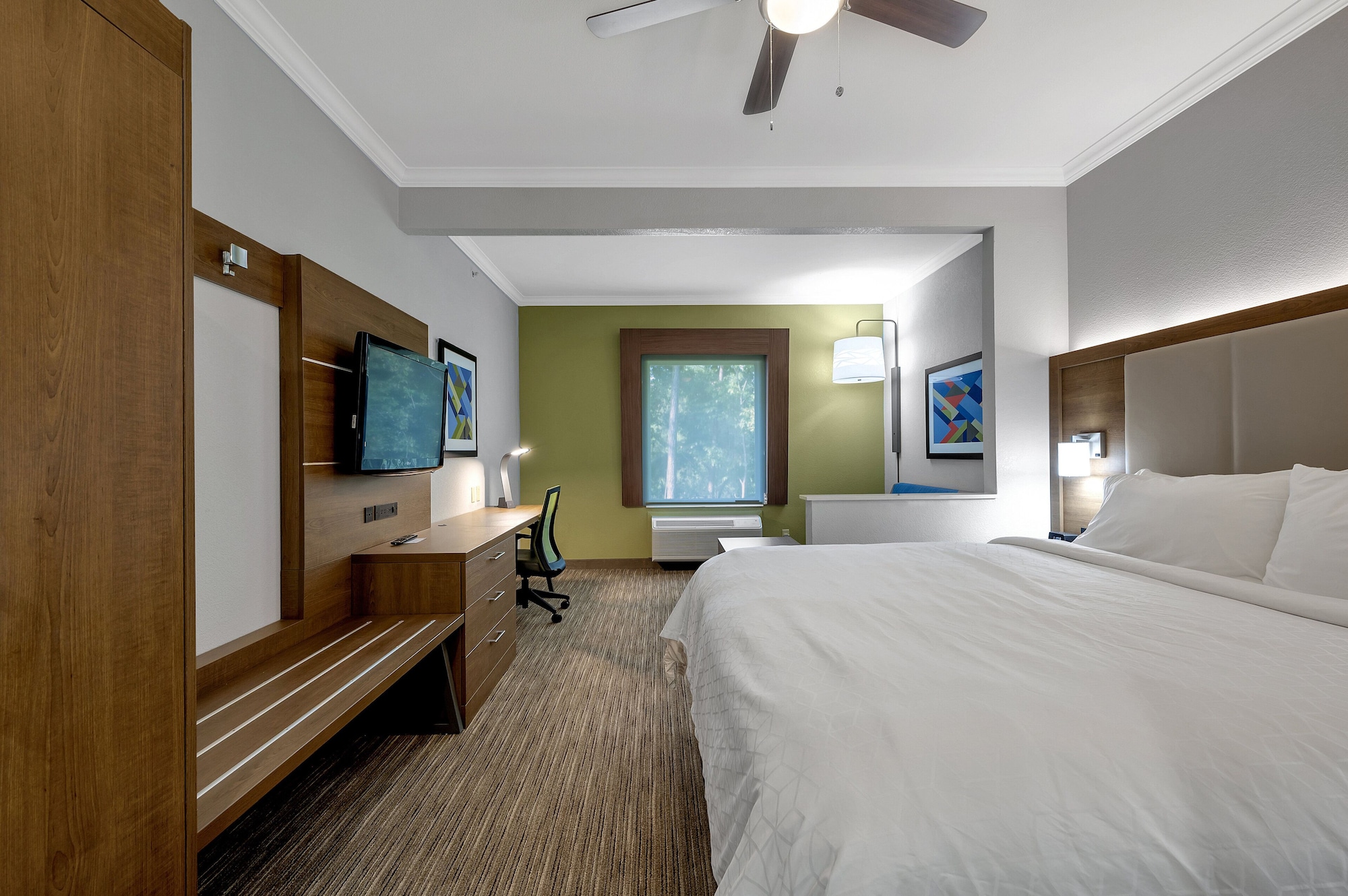 holiday inn express and suites lufkin south by ihg