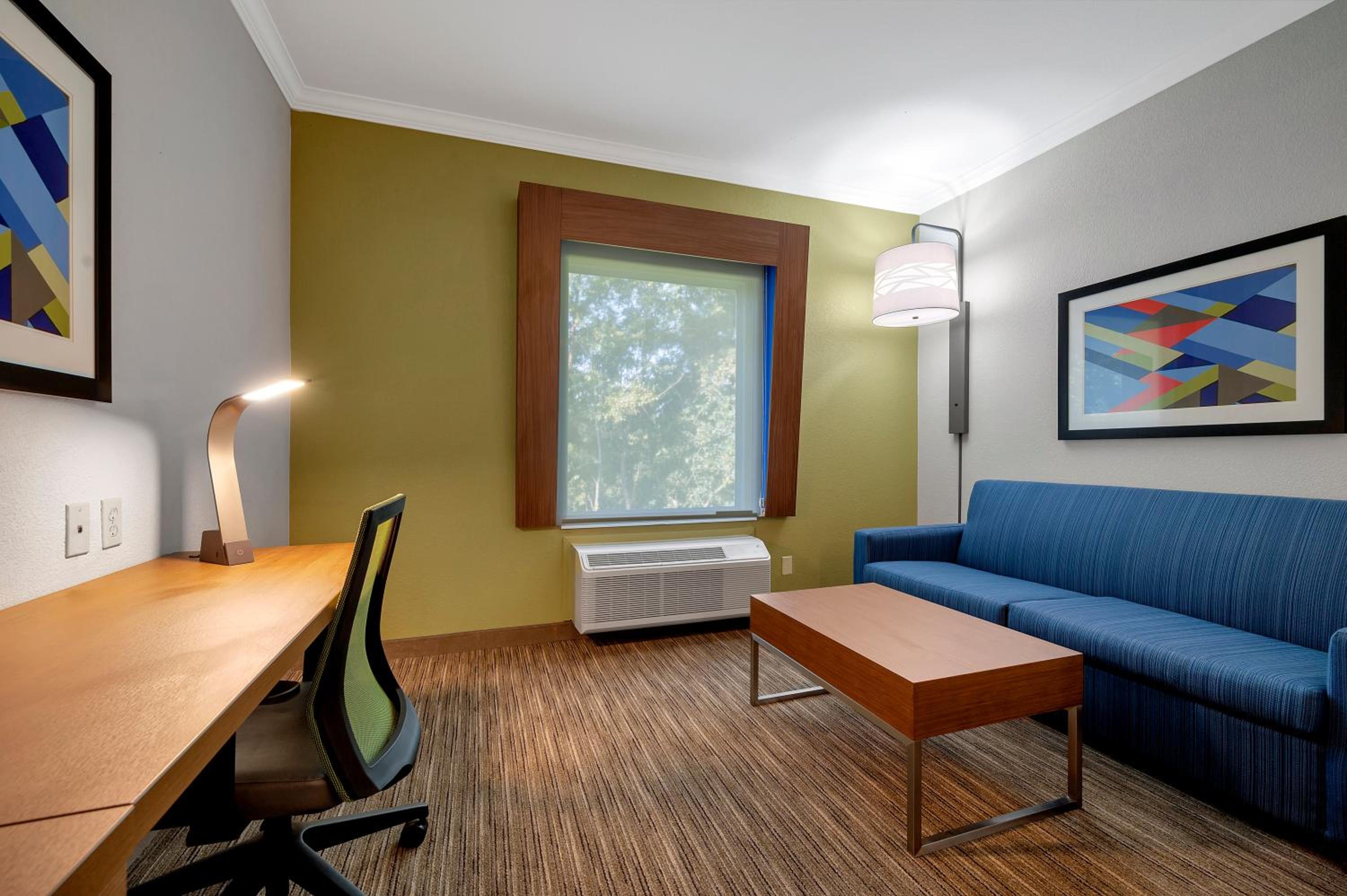 holiday inn express and suites lufkin south by ihg