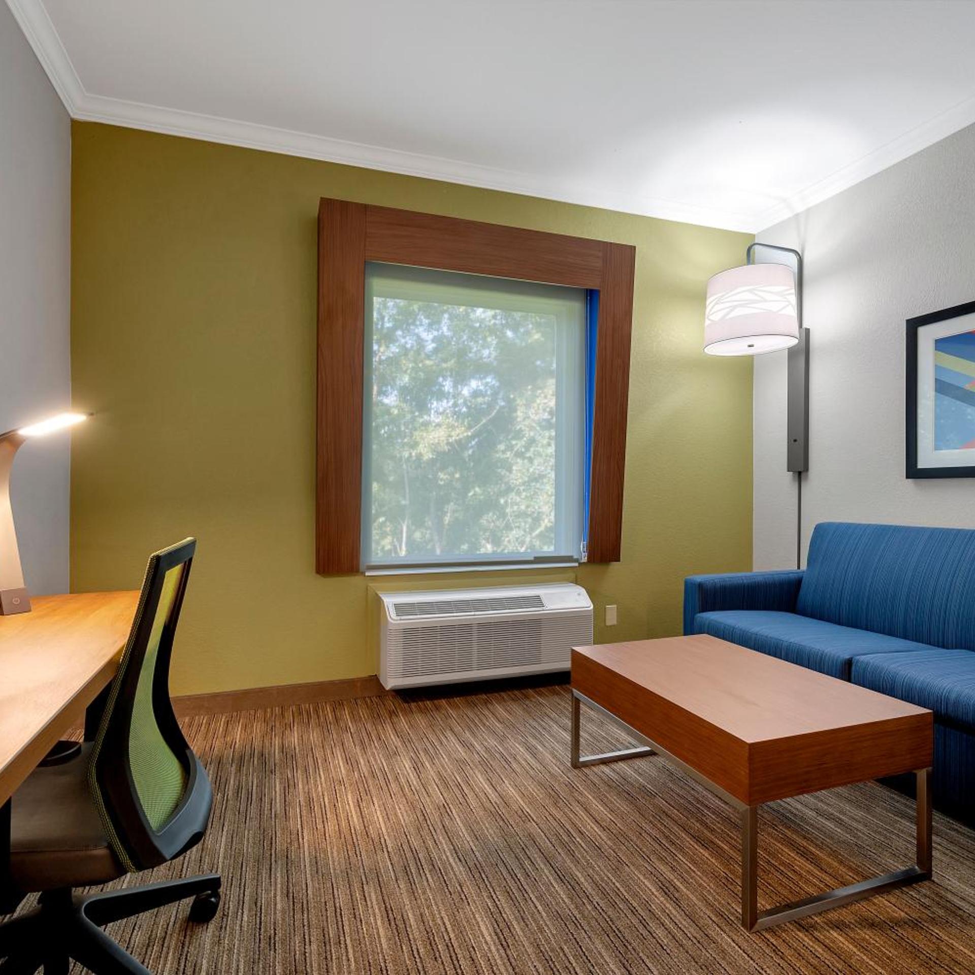 holiday inn express and suites lufkin south by ihg