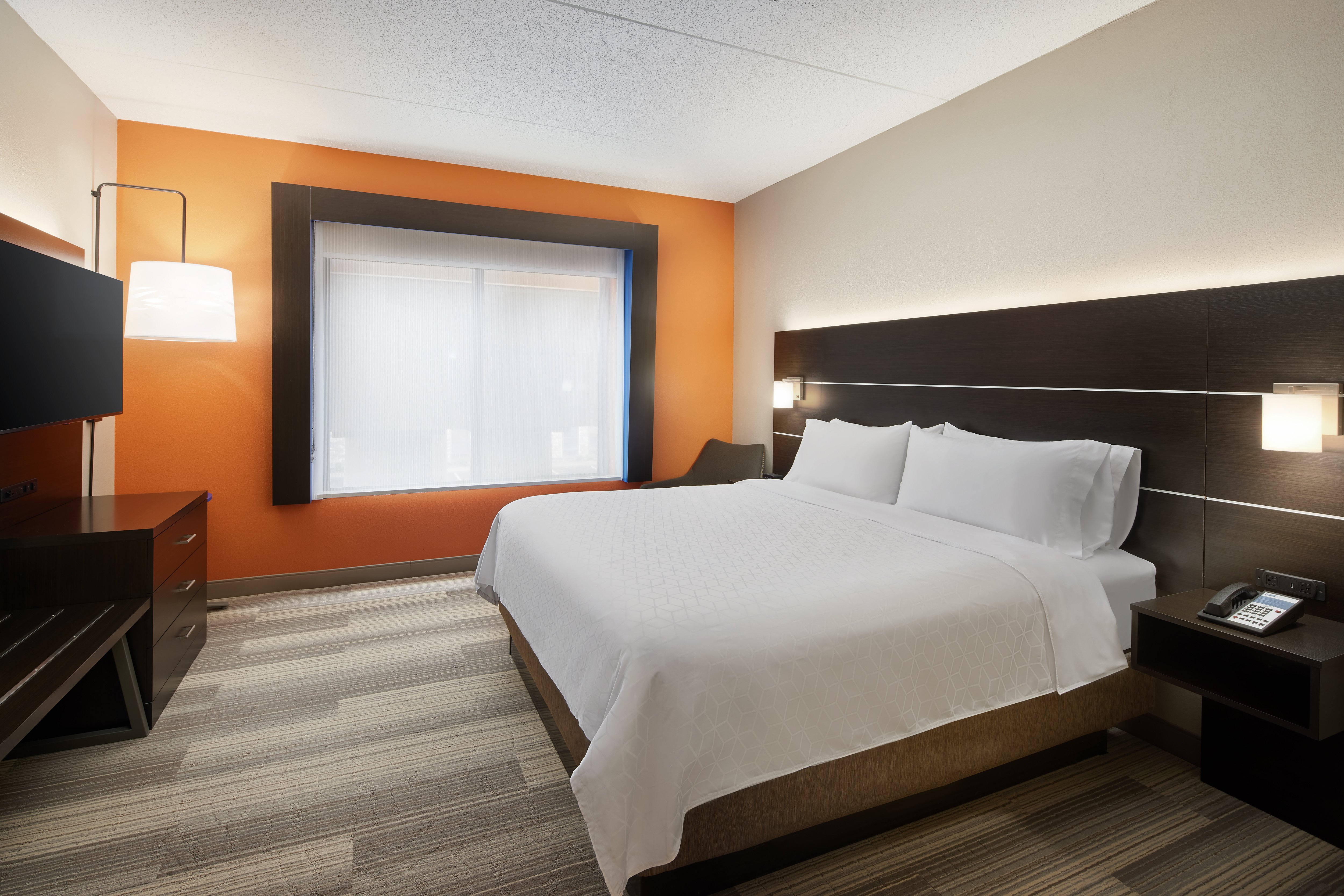 holiday inn express and suites seymour by ihg