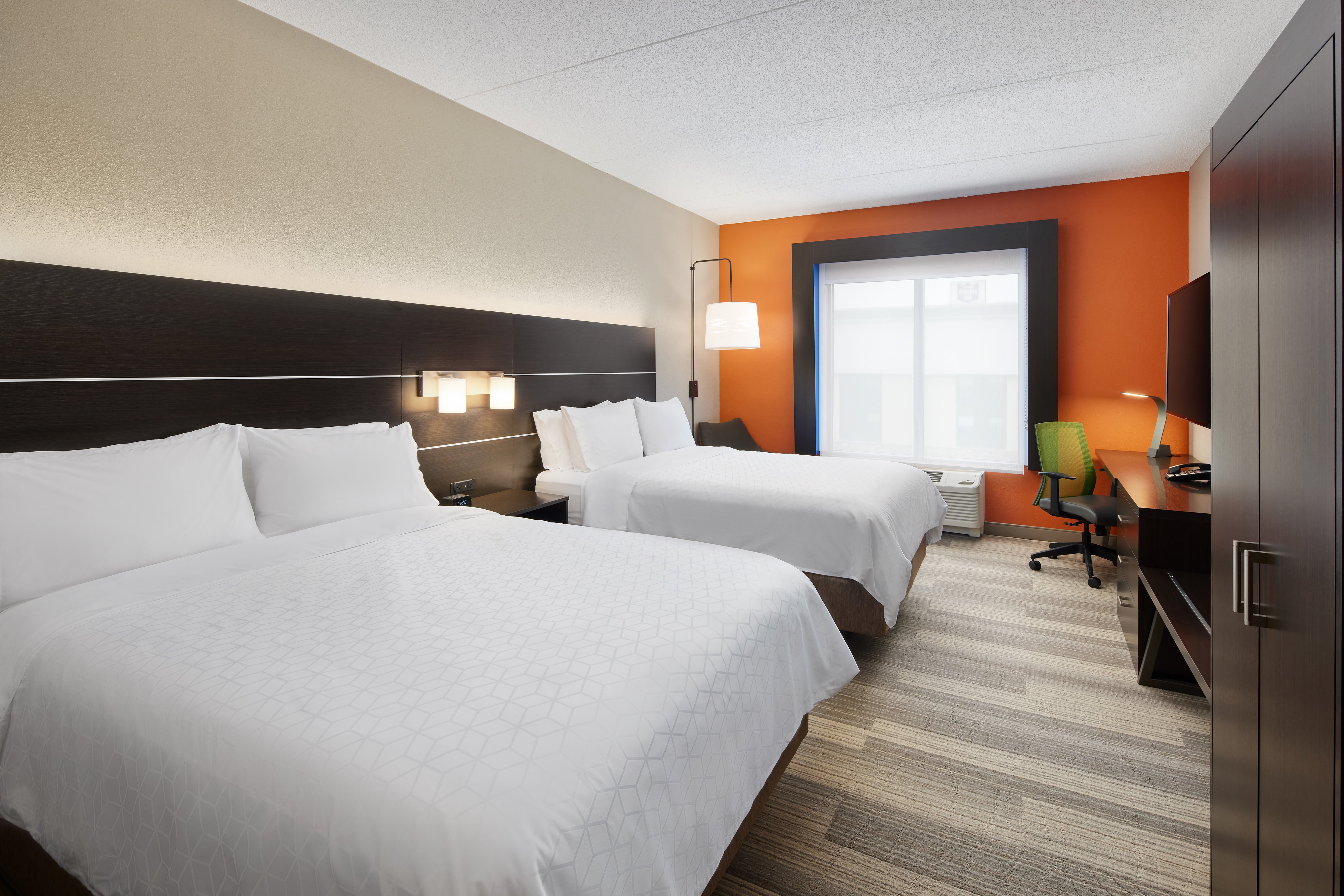 holiday inn express and suites seymour by ihg