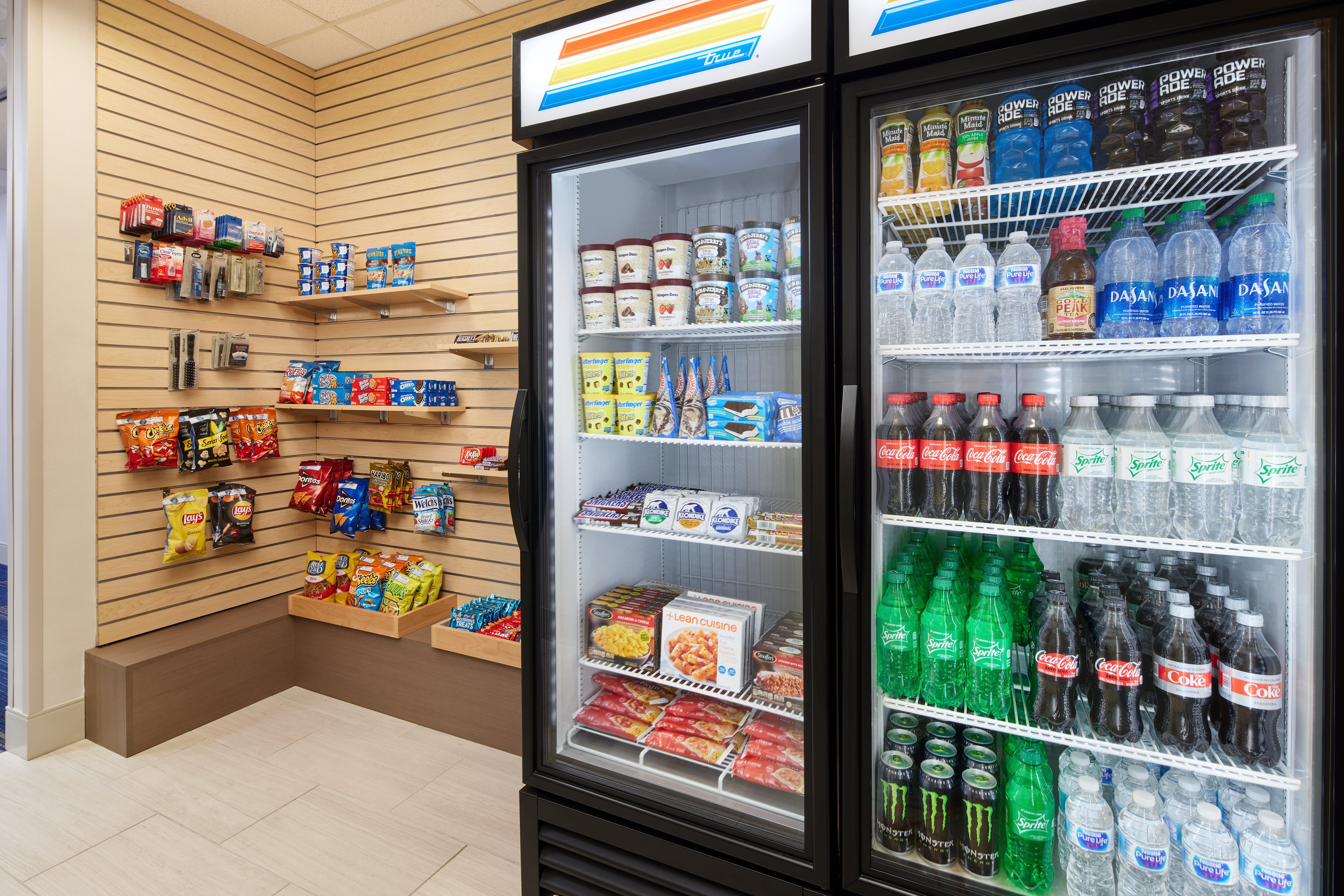 holiday inn express and suites seymour by ihg