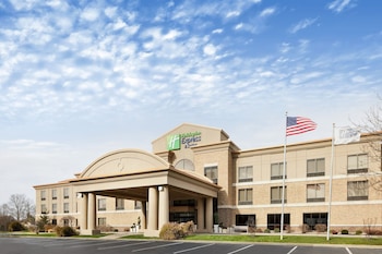 holiday inn express and suites seymour by ihg