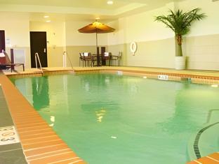holiday inn express and suites columbus edinburgh by ihg