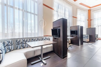 holiday inn express and suites columbus edinburgh by ihg