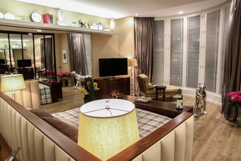 elegance hotels international