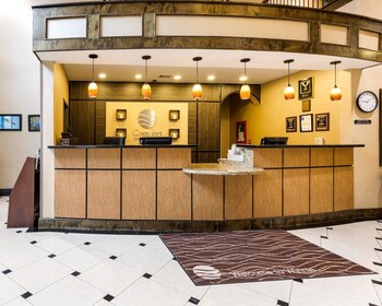 Comfort Inn And Suites Winnie,Chambers County>>Beaumont,2.5 star