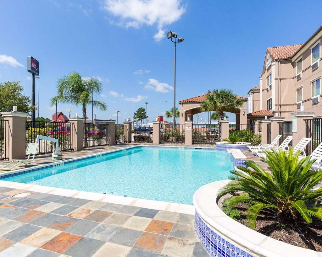 comfort inn and suites winnie