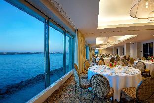 halifax marriott harbourfront hotel