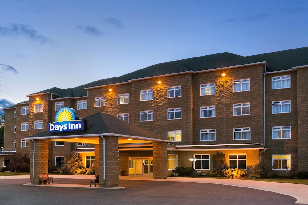 Days Inn & Conference Centre By Wyndham Oromocto,Oromocto>>Fredericton,3 star