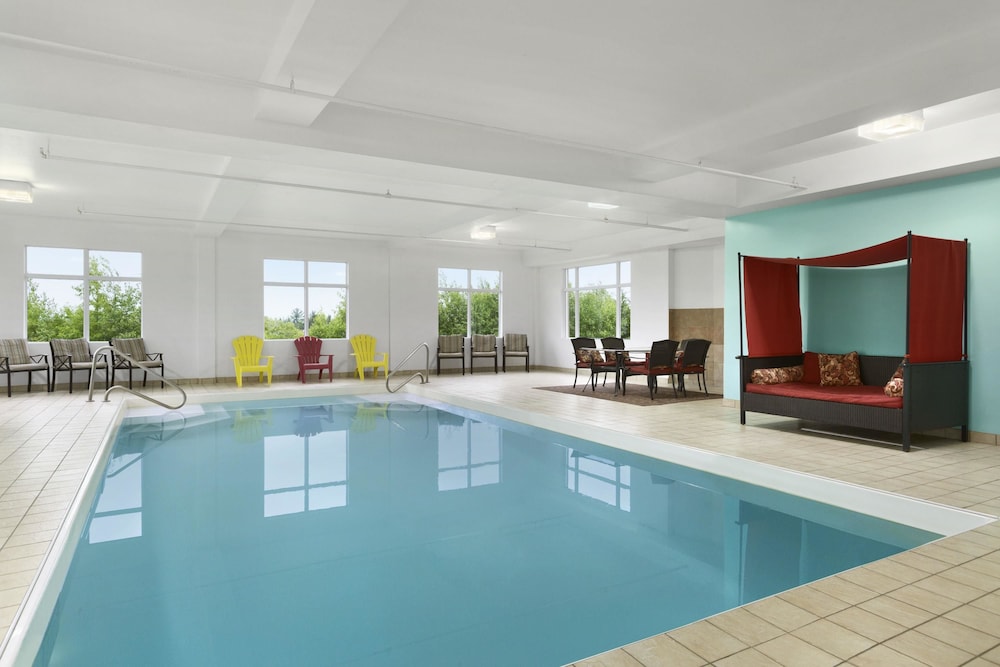 Days Inn & Conference Centre By Wyndham Oromocto,Oromocto>>Fredericton,3 star