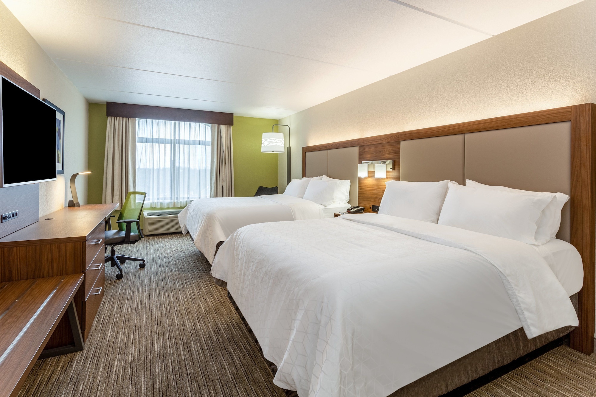 holiday inn express and suites cedar falls waterloo by ihg