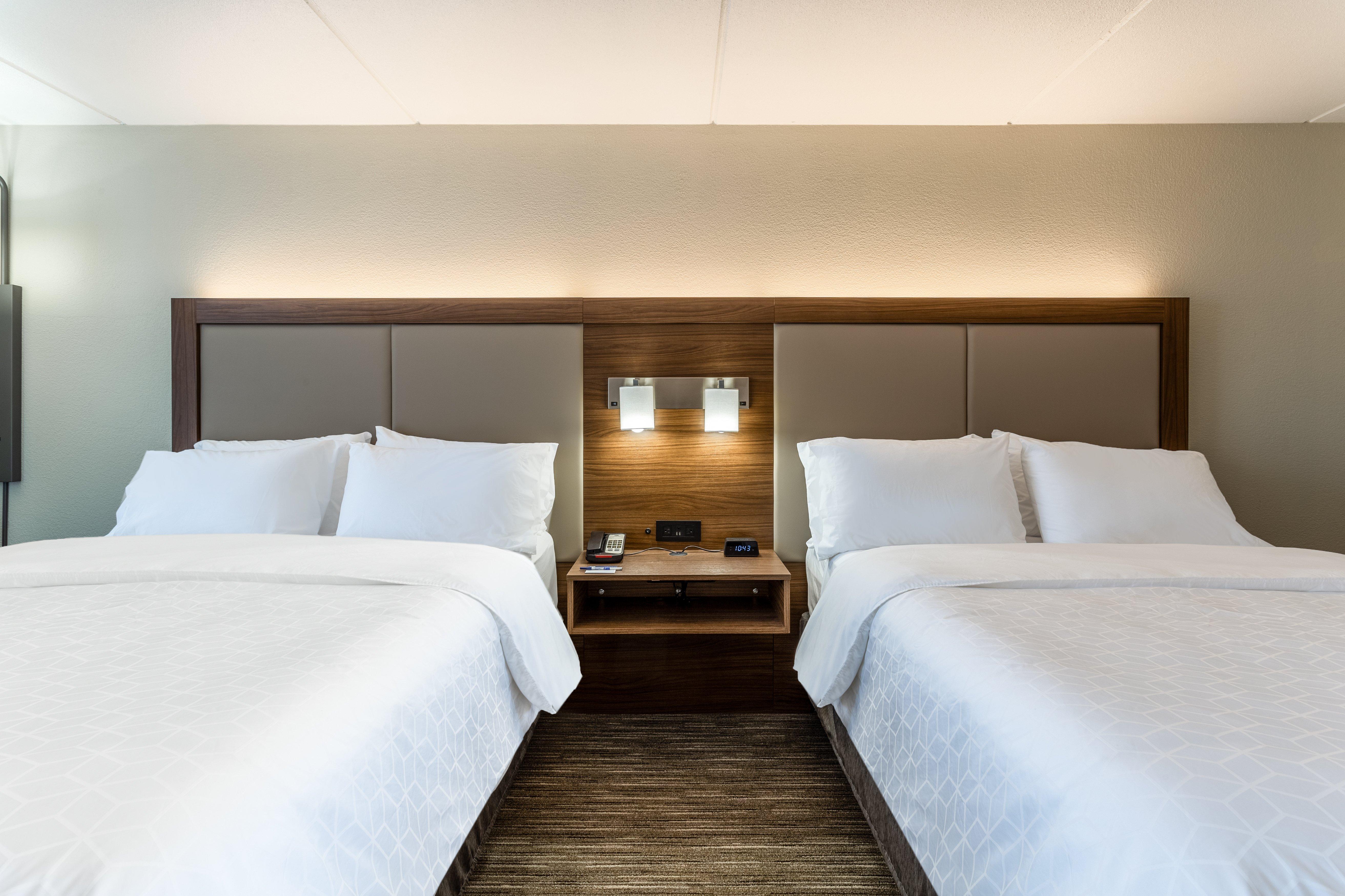 holiday inn express and suites cedar falls waterloo by ihg