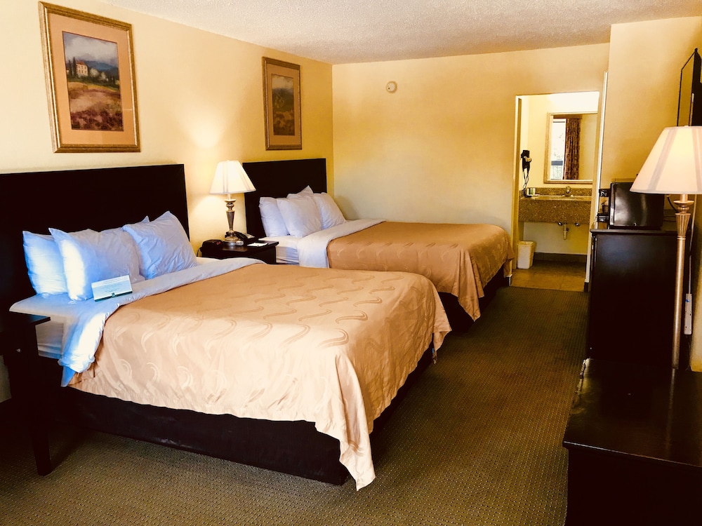 quality inn and suites statesboro area