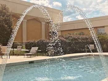 quality inn and suites statesboro area
