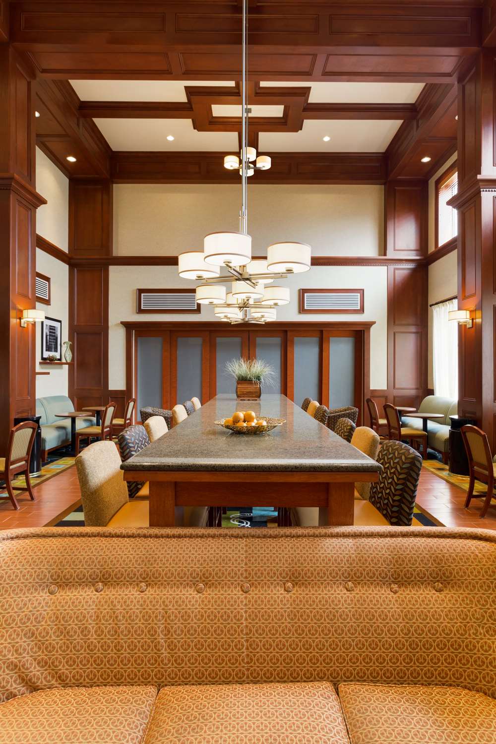 hampton inn and suites detroit chesterfield township