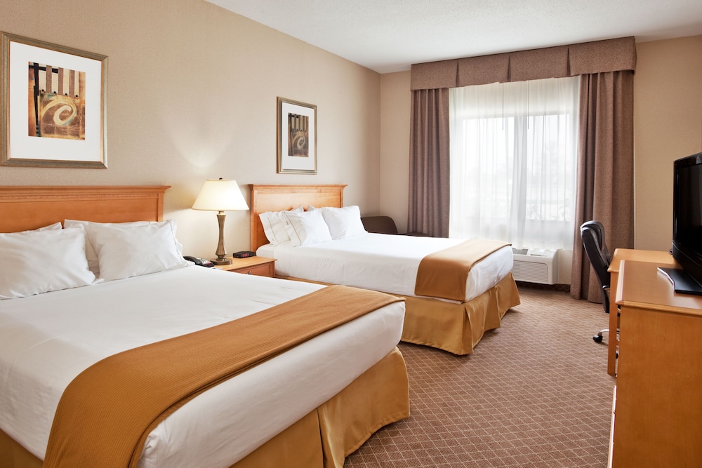 holiday inn express and suites chesterfield by ihg
