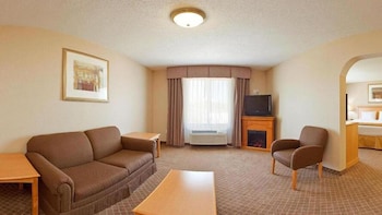 Holiday Inn Express & Suites Chesterfield By Ihg,Chesterfield Township>>Chesterfield,3 star