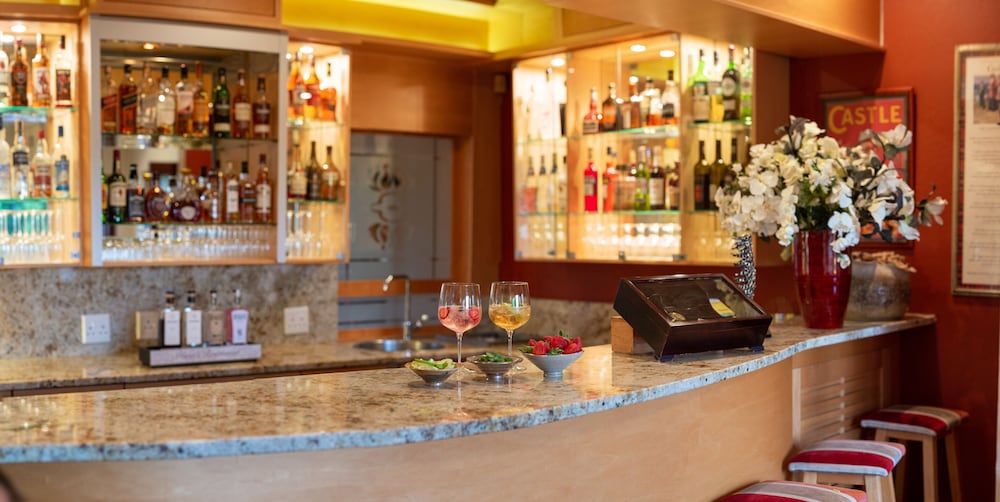olivers restaurant and lodge