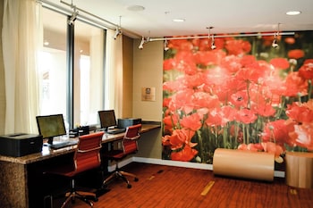 courtyard by marriott salina