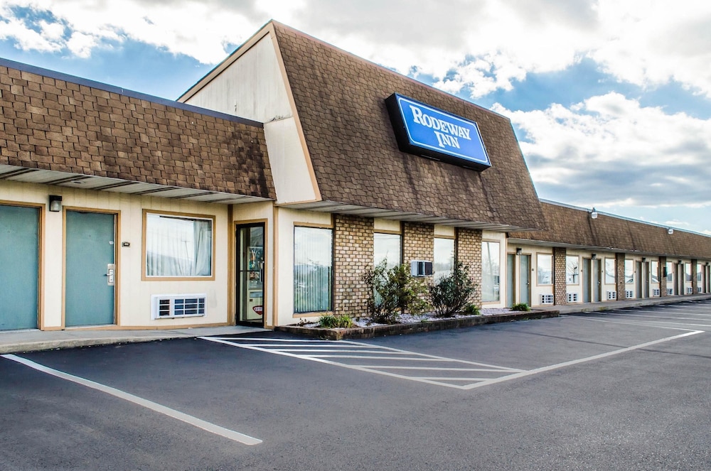 rodeway inn shippensburg