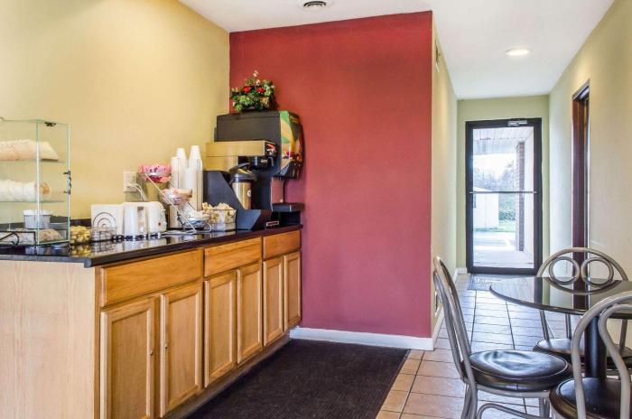 rodeway inn shippensburg