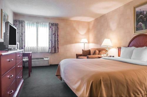 quality inn lewisburg